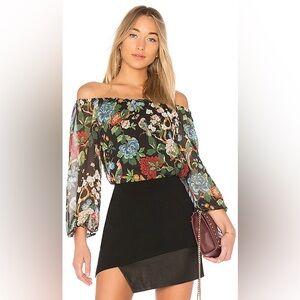 ALICE + OLIVIA  Alta Peasant Blouse in Chinoiserie Garden Black